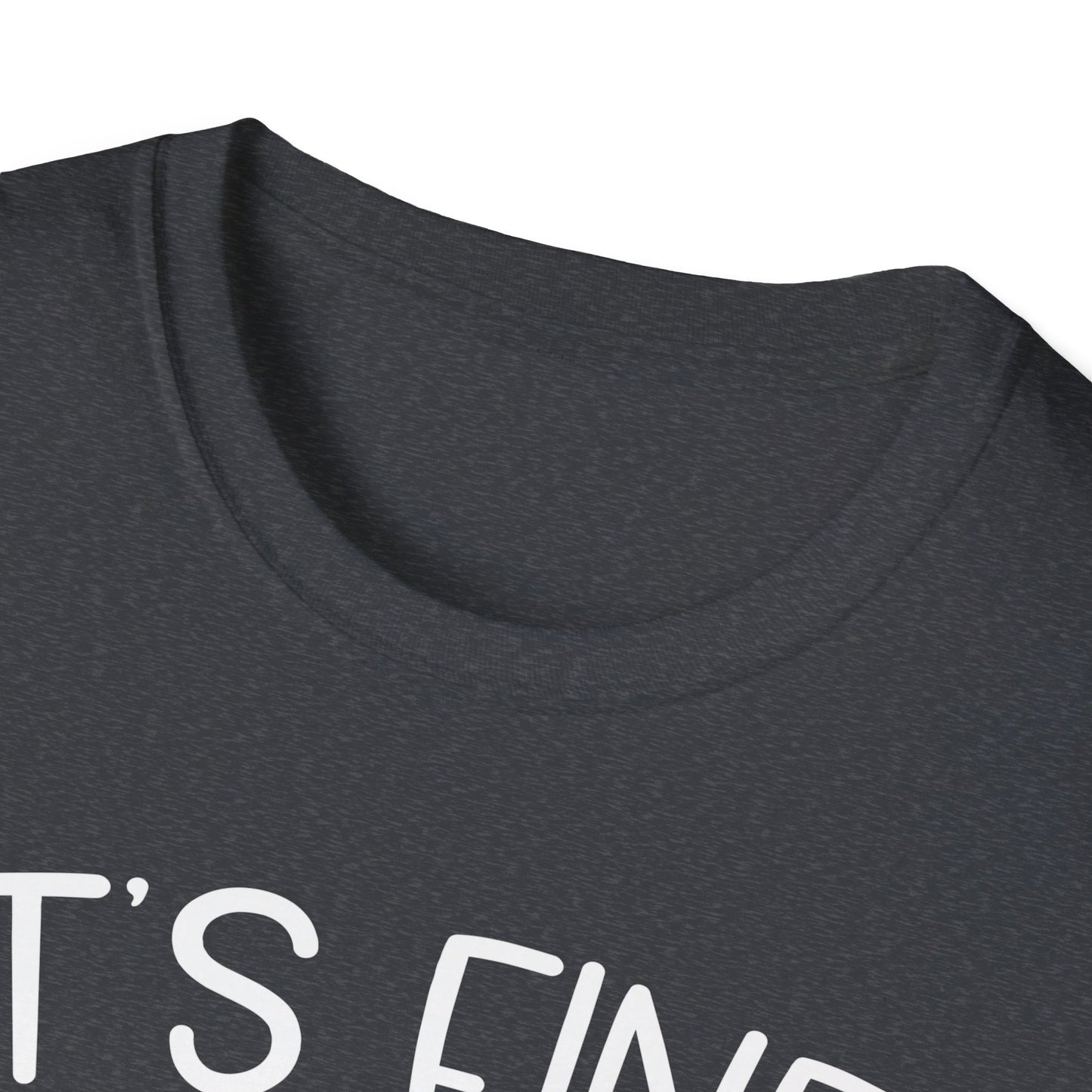It's Fine. I'm Fine. Everything Is Fine. Funny Cat T-Shirt